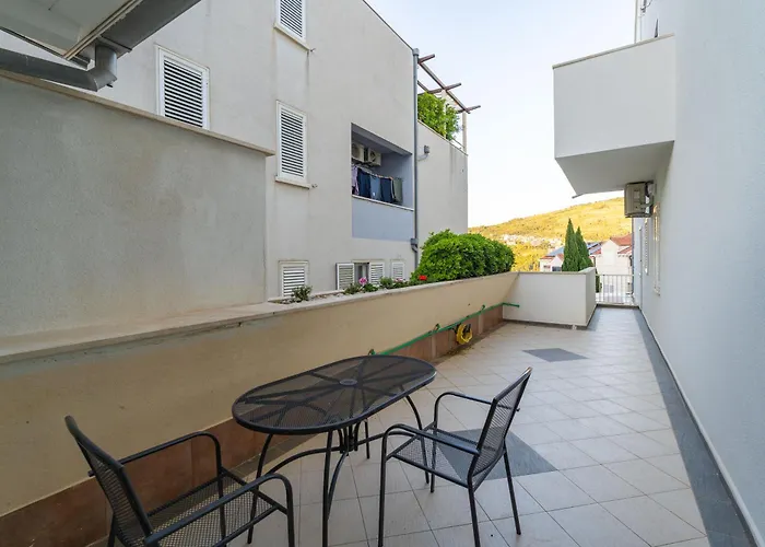 Kiki Apartment
